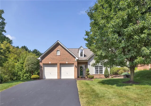 Photo 1 of Sale Pending at 1141 Linden Vue Dr, North Strabane, PA 15317 | MLS# 1772573 | Listing updated on 2026-09-11