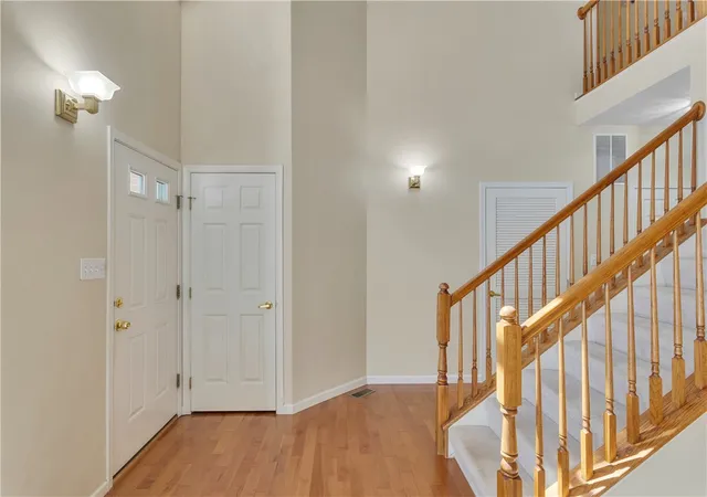 Photo 3 of Sale Pending at 1141 Linden Vue Dr, North Strabane, PA 15317 | MLS# 1772573 | Listing updated on 2026-09-11