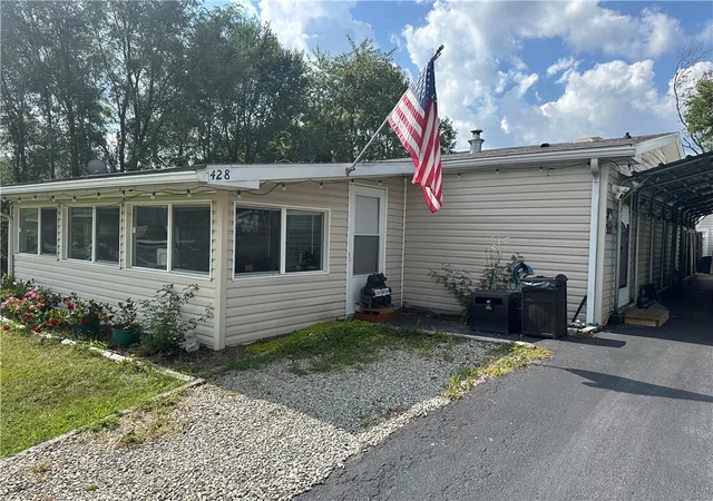 Photo 1 of Manufactured home for sale at 428 Evans, Donegal, PA 15628 | MLS# 1772728 | Listing updated on 2026-09-21