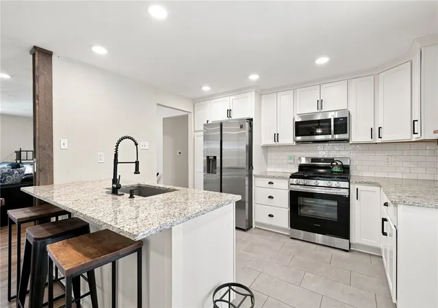 Photo 3 of Single family home for sale at 629 National Dr, Penn Hills, PA 15235 | MLS# 1772831 | Listing updated on 2026-09-23