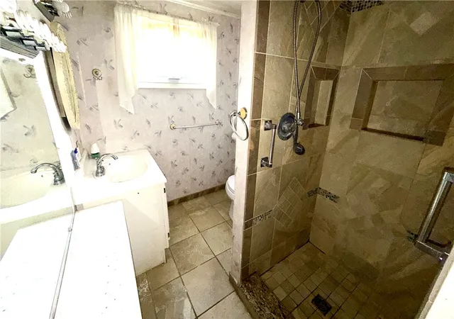 Photo 3 of Single family home for sale at 7 Jacob St, Uniontown, PA 15401 | MLS# 1772770 | Listing updated on 2026-09-03
