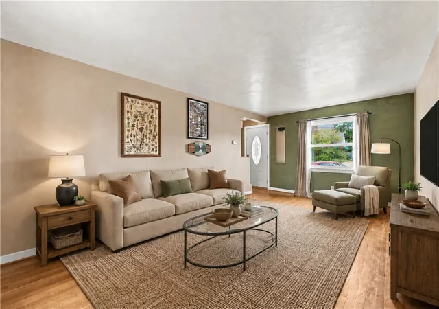 Photo 2 of Single family home for sale at 4020 Greensburg Pike, Forest Hills Boro, PA 15221 | MLS# 1772625 | Listing updated on 2026-09-12