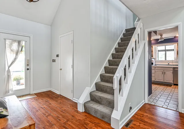 Photo 3 of Condo for sale at 2576 B Grouse Ridge, Franklin Park, PA 15090 | MLS# 1772862 | Listing updated on 2026-10-21
