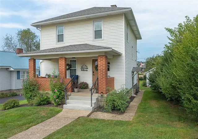 Photo 3 of Sale Pending at 1630 Elm St, City Of Greensburg, PA 15601 | MLS# 1772810 | Listing updated on 2026-09-16