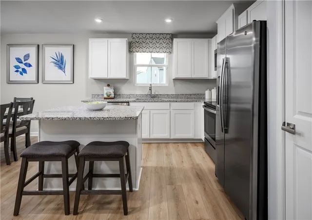 Photo 3 of Single family home for sale at 168 White Oak Dr, Forward Twp, PA 16033 | MLS# 1772858 | Listing updated on 2026-09-03