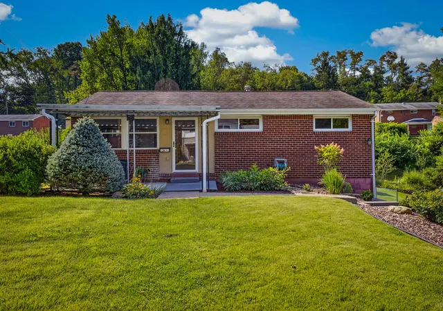 Photo 2 of Sale Pending at 13644 Ormsby Dr, North Huntingdon, PA 15642 | MLS# 1772896 | Listing updated on 2026-10-06