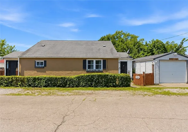 Photo 1 of Single family home for sale at 350 Mcgovern Ave, Canton Twp, PA 15301 | MLS# 1770585 | Listing updated on 2026-10-15