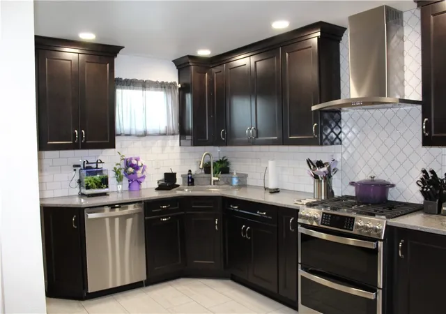 Photo 4 of Single family home for sale at 2120 Vermont Ave, West Mifflin, PA 15122 | MLS# 1772910 | Listing updated on 2026-09-04