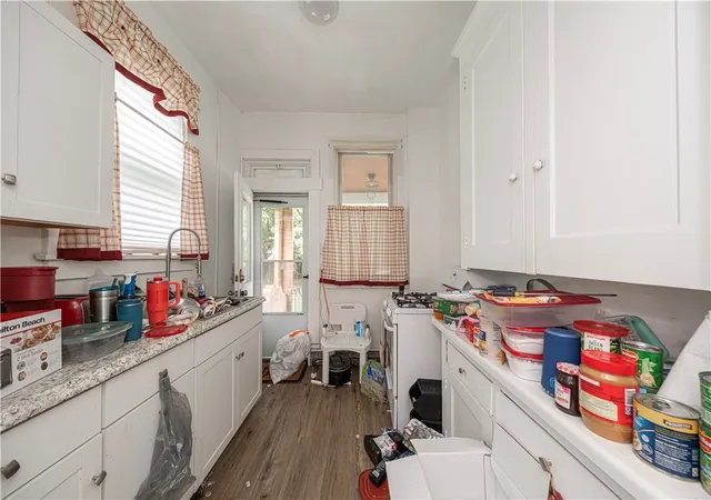 Photo 4 of House for sale at 420 5th Avenue, Moon/crescent Twp, PA 15108 | MLS# 1772814 | Listing updated on 2026-09-08