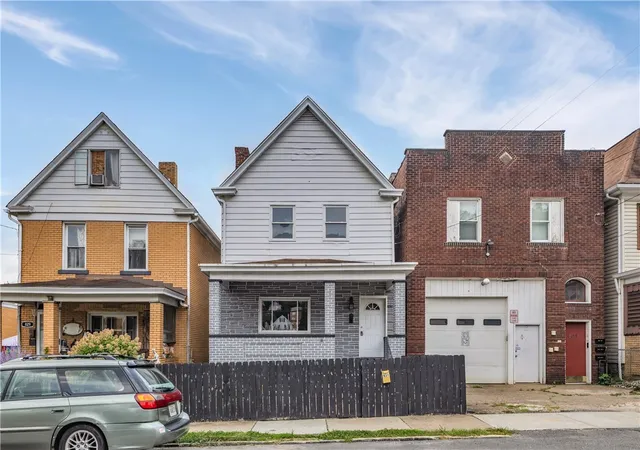 Single family home for sale at 831 Woodward Ave, Stowe Twp, PA 15136 | MLS# 1772935