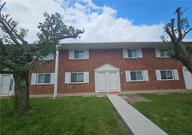 Photo 1 of Multi family home for sale at 633 American St, California, PA 15419 | MLS# 1772938 | Listing updated on 2026-09-04