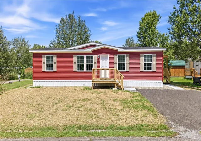 Photo 1 of Manufactured home for sale at 69 S Summit Rd #305, West Salem Twp, PA 16125 | MLS# 1772894 | Listing updated on 2026-09-04