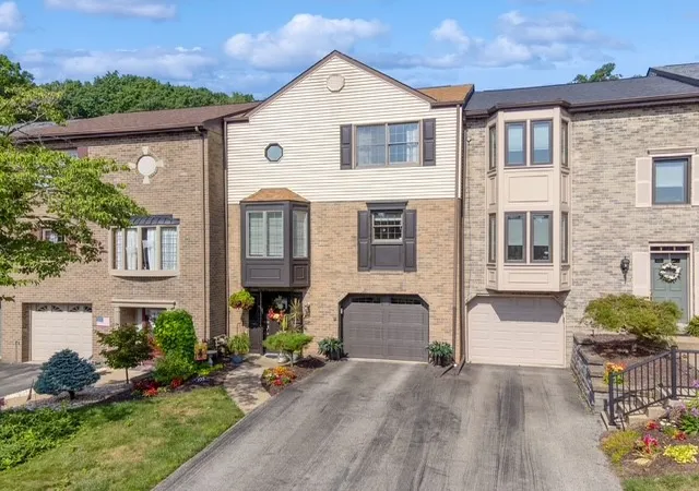 Photo 2 of Condo for sale at 103 Crosswinds Ln, Murrysville, PA 15668 | MLS# 1772371 | Listing updated on 2026-09-14