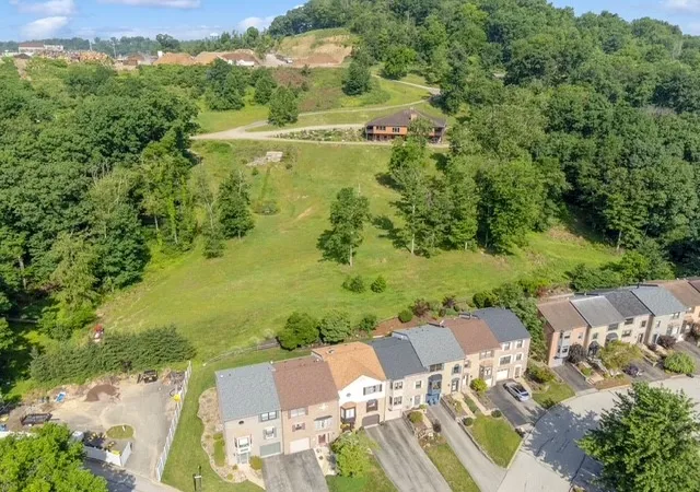 Photo 3 of Condo for sale at 103 Crosswinds Ln, Murrysville, PA 15668 | MLS# 1772371 | Listing updated on 2026-09-14