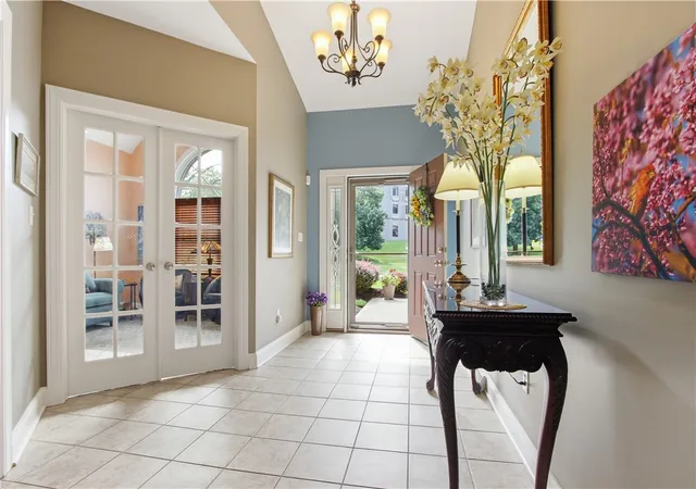 Photo 2 of Single family home for sale at 150 Green Cmns Dr, Scott Twp, PA 15243 | MLS# 1772026 | Listing updated on 2026-09-05