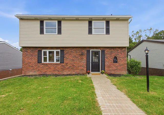 Photo 1 of Single family home for sale at 143 Macbeth Dr, Lower Burrell, PA 15068 | MLS# 1772988 | Listing updated on 2026-09-14