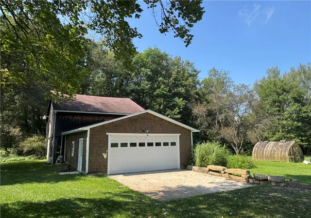 Photo 3 of Sale Pending at 4124 Hemlock Rd, Green/commdre/prchse, PA 15724 | MLS# 1772992 | Listing updated on 2026-09-14