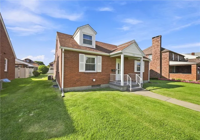 Photo 2 of Single family home for sale at 1507 Union Ave, Harrison Twp, PA 15065 | MLS# 1773001 | Listing updated on 2026-09-15