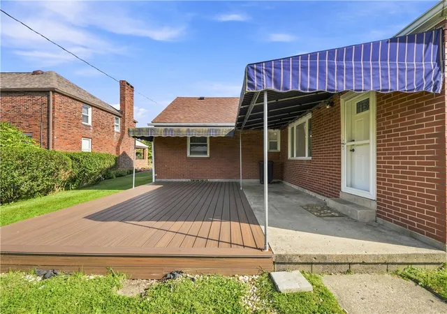 Photo 3 of Single family home for sale at 1507 Union Ave, Harrison Twp, PA 15065 | MLS# 1773001 | Listing updated on 2026-09-15