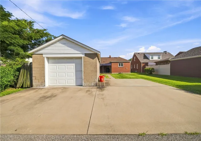Photo 4 of Single family home for sale at 1507 Union Ave, Harrison Twp, PA 15065 | MLS# 1773001 | Listing updated on 2026-09-15