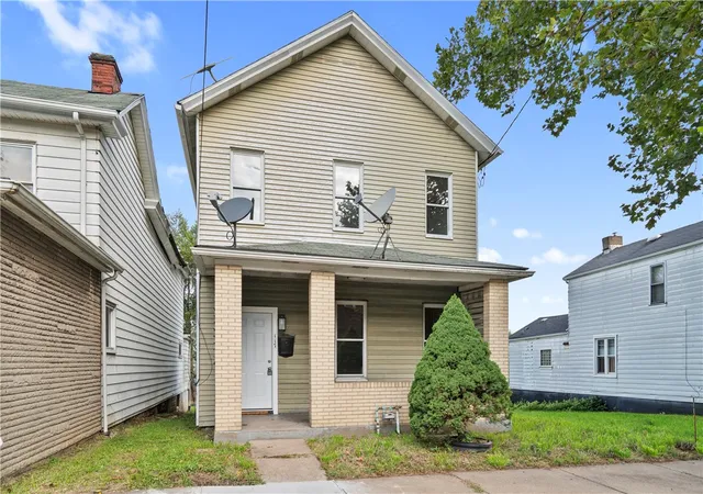 Photo 2 of Single family home for sale at 117 W 14th Avenue, Homestead, PA 15120 | MLS# 1769033 | Listing updated on 2026-09-04