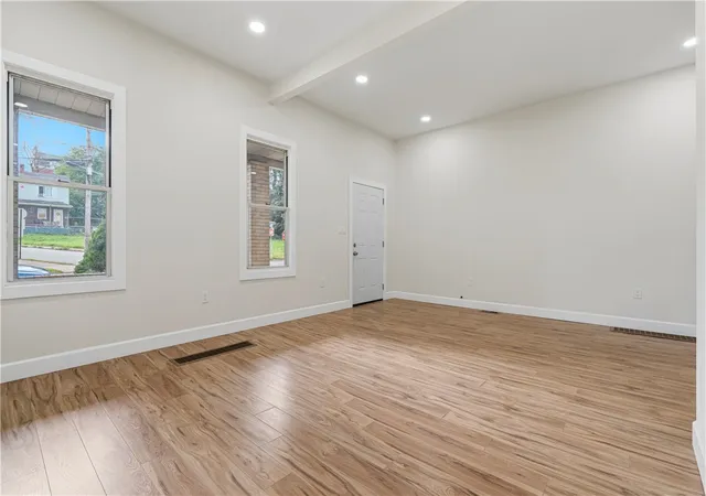 Photo 4 of Single family home for sale at 117 W 14th Avenue, Homestead, PA 15120 | MLS# 1769033 | Listing updated on 2026-10-19