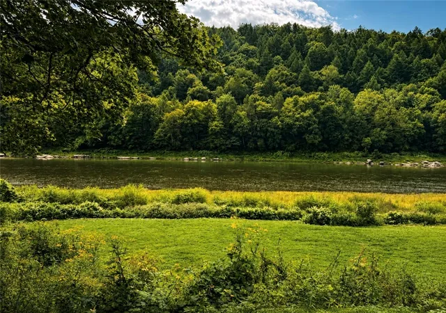 Photo 3 of Sale Pending at 202 River Ave, Emlenton Boro, PA 16373 | MLS# 1772830 | Listing updated on 2026-09-09