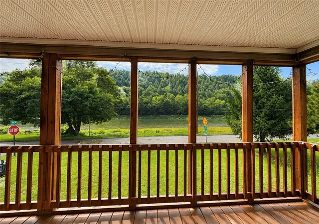 Photo 4 of Sale Pending at 202 River Ave, Emlenton Boro, PA 16373 | MLS# 1772830 | Listing updated on 2026-09-09