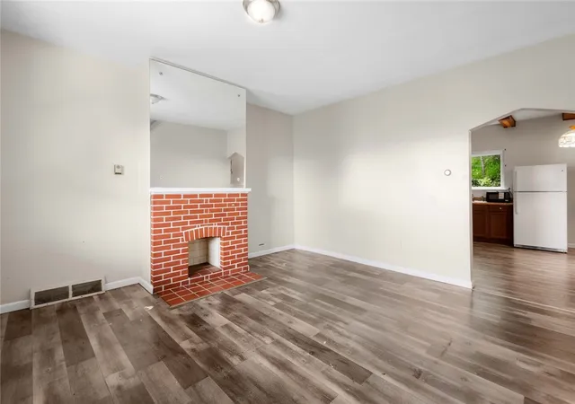 Photo 3 of Single family home for sale at 429 Alexander St, Mc Kees Rocks, PA 15136 | MLS# 1772838 | Listing updated on 2026-09-22