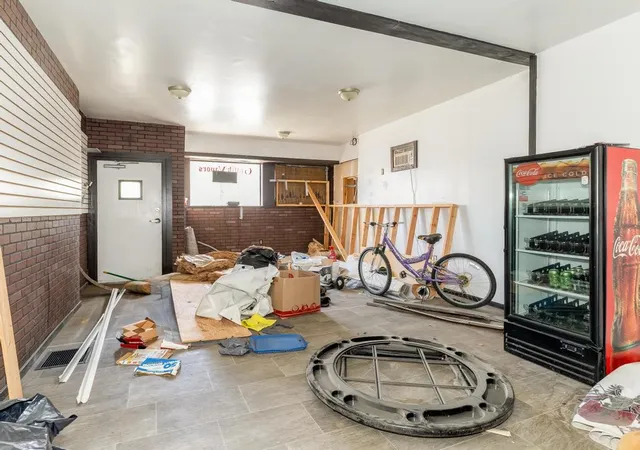 Photo 2 of Multi family home for sale at 372 E Washington St, New Castle, PA 16101 | MLS# 1772813 | Listing updated on 2026-09-04