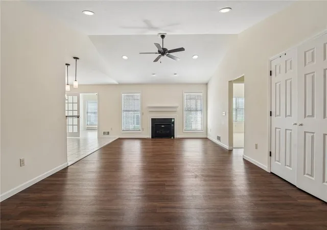 Photo 4 of Condo for sale at 2400 Woodland Hills Dr, Shenango Twp, PA 16101 | MLS# 1773028 | Listing updated on 2026-09-04