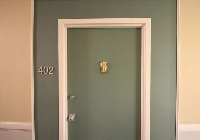 Condo for sale at 128 N Craig St #402, Oakland, PA 15213 | MLS# 1773022