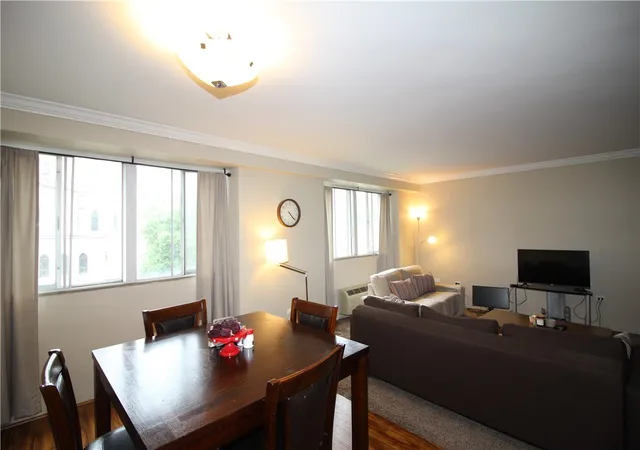 Photo 2 of Condo for sale at 128 N Craig St #402, Oakland, PA 15213 | MLS# 1773022 | Listing updated on 2026-09-05