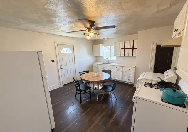 Photo 4 of House for sale at 1029 Chartiers Ave, Elliott, PA 15220 | MLS# 1773025 | Listing updated on 2026-10-05