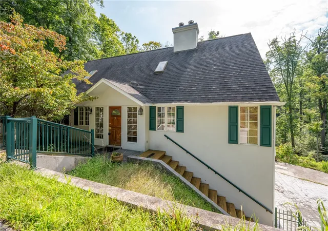 Photo 3 of Single family home for sale at 117 Tall Timber Dr, Ligonier Twp, PA 15658 | MLS# 1772462 | Listing updated on 2026-10-06