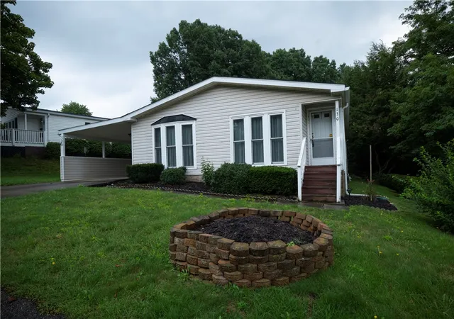 Photo 2 of Sale Pending at 130 Rock Lake Dr, Jackson Twp, PA 16063 | MLS# 1773040 | Listing updated on 2026-09-12