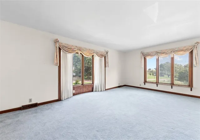 Photo 3 of Sale Pending at 3131 Scottdale Smithton Rd, East Huntingdon, PA 15683 | MLS# 1773044 | Listing updated on 2026-09-13