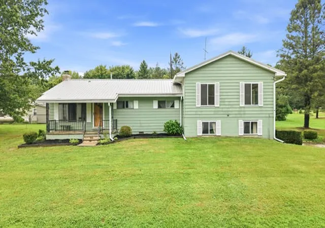 Photo 3 of Single family home for sale at 1114 Fairlawn Ln, Espyville, PA 16424 | MLS# 1773050 | Listing updated on 2026-09-04