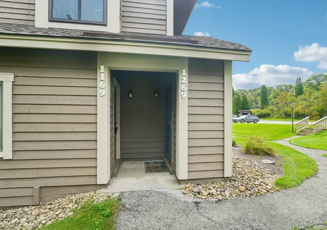 Photo 2 of Condo for sale at 1269 Gristmill Ct, Hidden Valley, PA 15501 | MLS# 1773064 | Listing updated on 2026-09-30