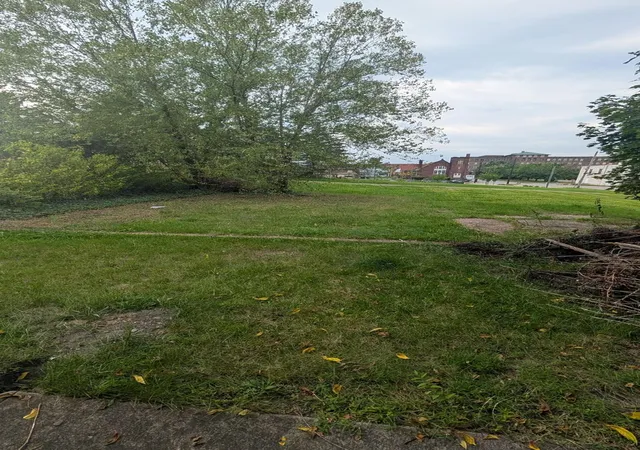 Photo 4 of Single family home for sale at 1104 Agnew St, New Castle, PA 16101 | MLS# 1773069 | Listing updated on 2026-09-05