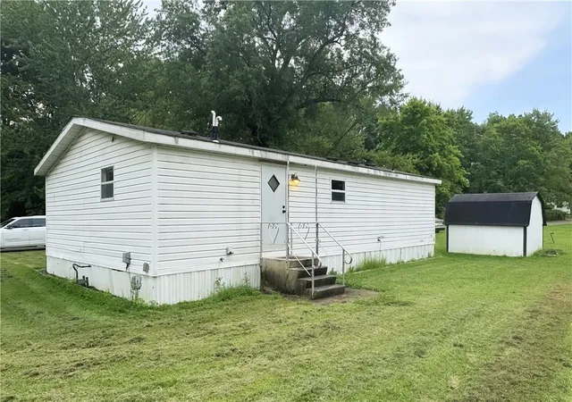 Photo 3 of Manufactured home for sale at 88 Mitchell Rd #232, Shenango Twp, PA 16159 | MLS# 1772899 | Listing updated on 2026-09-14