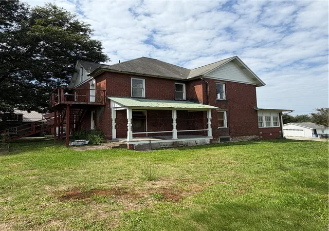 Photo 3 of Multi family home for sale at 312 N St Clair St, Ligonier Boro, PA 15658 | MLS# 1773077 | Listing updated on 2026-09-04