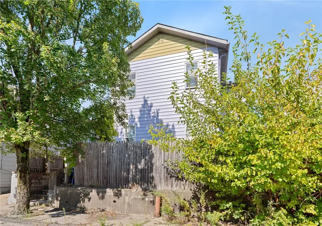 Photo 3 of House for sale at 2123 Lautner St, Troy Hill, PA 15212 | MLS# 1772932 | Listing updated on 2026-09-04