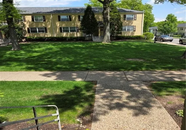 Photo 21 of Condo for sale at 102 Raleigh Ct, Ross Twp, PA 15237 | MLS# 1773083 | Listing updated on 2026-09-12