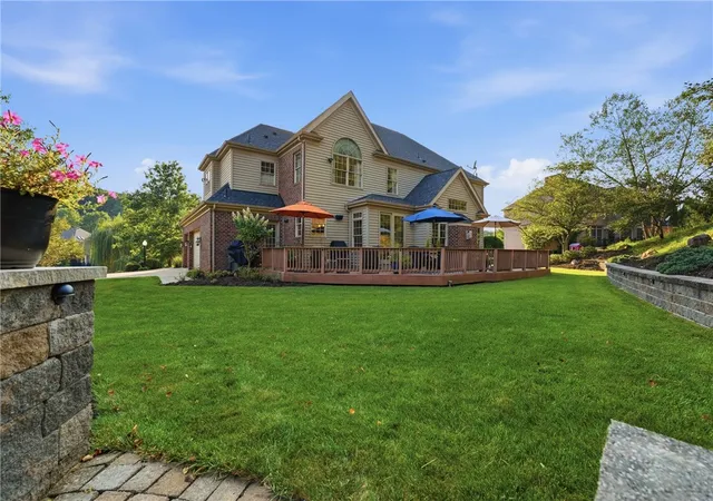 Photo 3 of Single family home for sale at 1801 Constitution Blvd, Adams Twp, PA 16059 | MLS# 1773067 | Listing updated on 2026-09-08