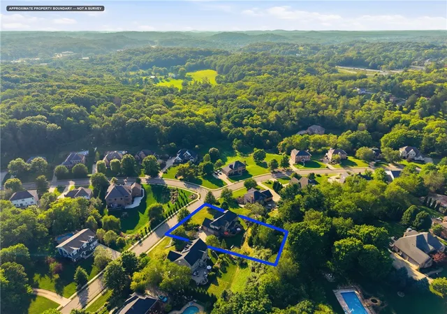 Photo 4 of Single family home for sale at 1801 Constitution Blvd, Adams Twp, PA 16059 | MLS# 1773067 | Listing updated on 2026-09-08