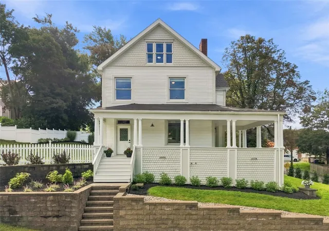 Photo 1 of Single family home for sale at 104 1st Street, Oakdale, PA 15071 | MLS# 1772937 | Listing updated on 2026-10-18