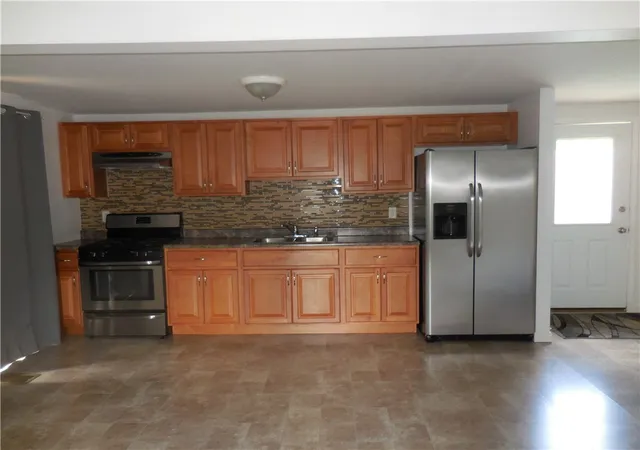 Photo 4 of House for sale at 194 Main St, Punxsutawney Area School District, PA 15711 | MLS# 1773096 | Listing updated on 2026-09-18