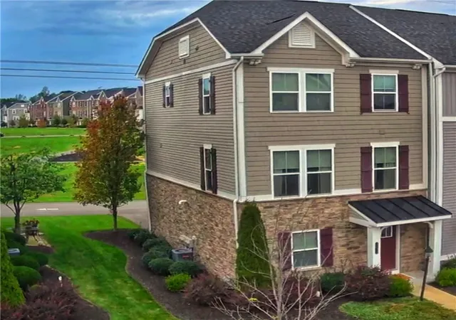 Townhouse for sale at 157 Bucktail Dr, Cranberry Twp, PA 16066 | MLS# 1773105