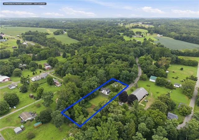 Photo 4 of Single family home for sale at 665 Hamburg Rd, Fredonia, PA 16124 | MLS# 1772821 | Listing updated on 2026-09-12